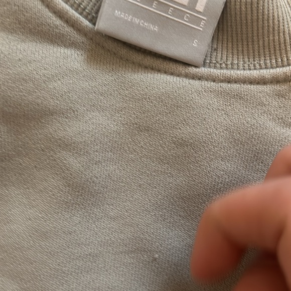 Green cropped sweater - Picture 2 of 3